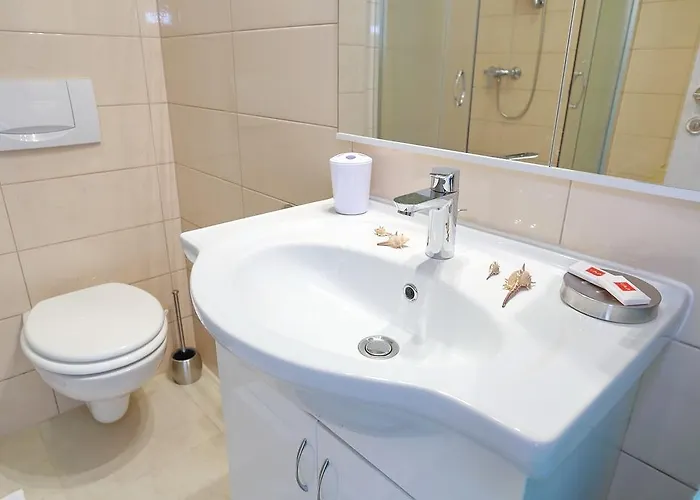 Dado トロギール