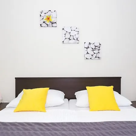 Dado Apartment *